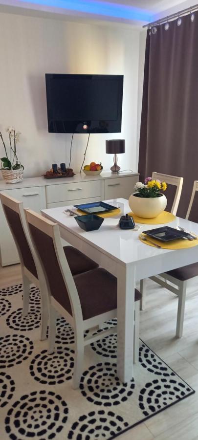 Ferienwohnung Przymetrze Warschau Exterior foto